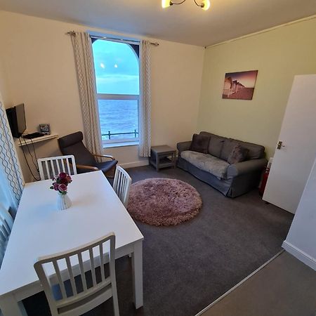Farina No6, Sea View Apartment Sleeping 4 Guests 브리들링턴 외부 사진